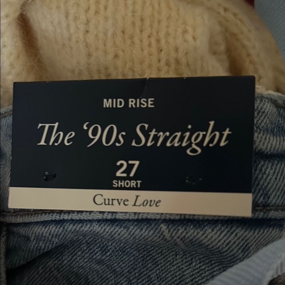 NWT Abercrombie Curve Love Mid Rise 90s Straight Jeans - Picture 4 of 4